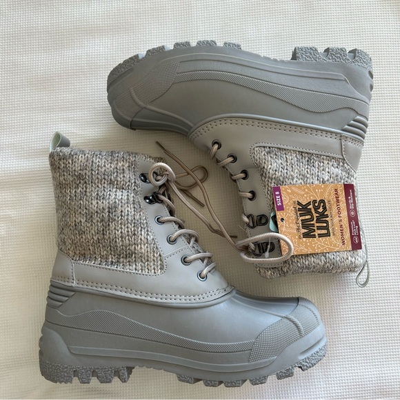 Muk Luks Cold Weather Boots - Picture 1 of 16